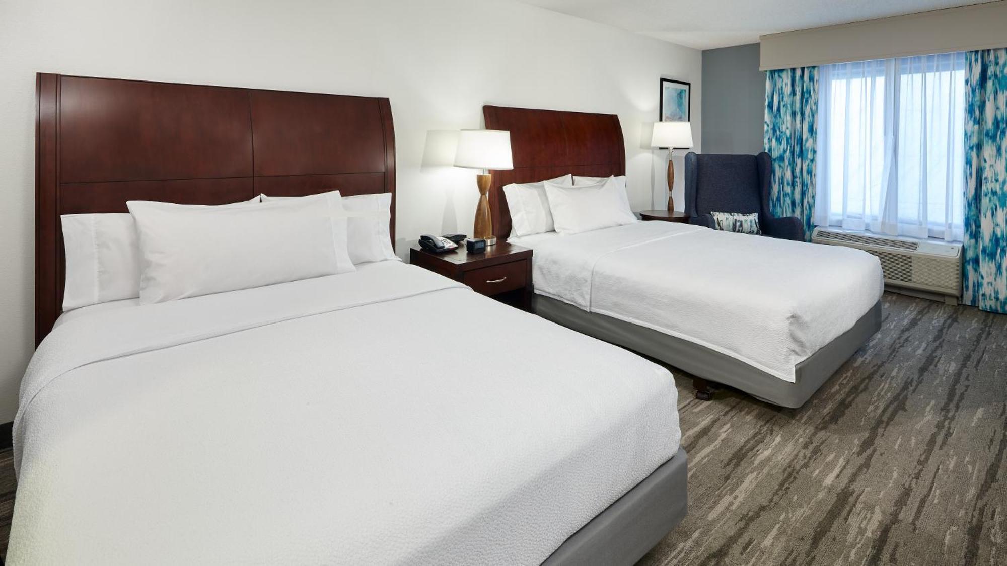 Hilton Garden Inn Мерилвил Екстериор снимка