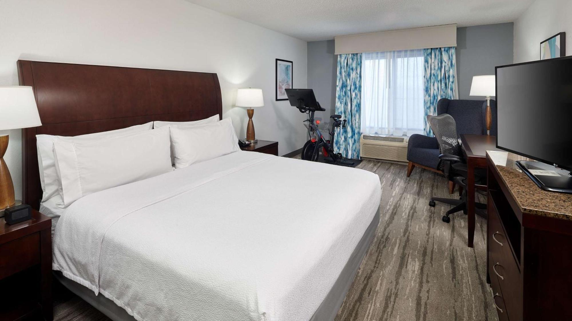 Hilton Garden Inn Мерилвил Екстериор снимка