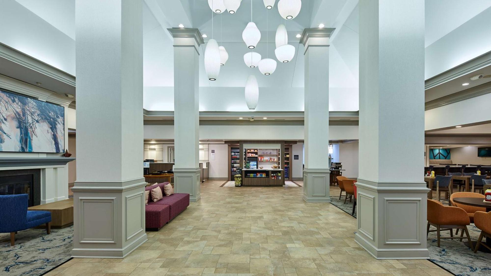 Hilton Garden Inn Мерилвил Екстериор снимка