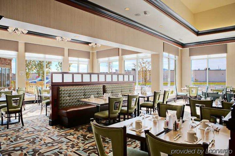 Hilton Garden Inn Мерилвил Ресторант снимка