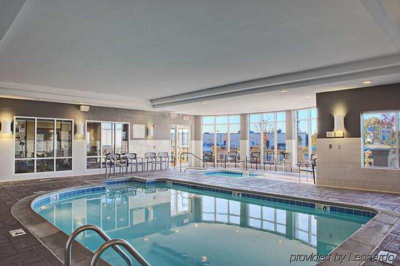 Hilton Garden Inn Мерилвил Съоръжения снимка